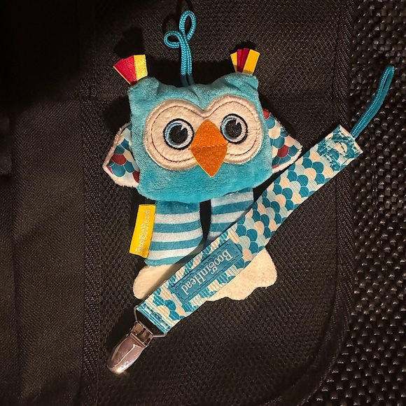 Pacifier Clip and Owl Attachment - Picture 1 of 1